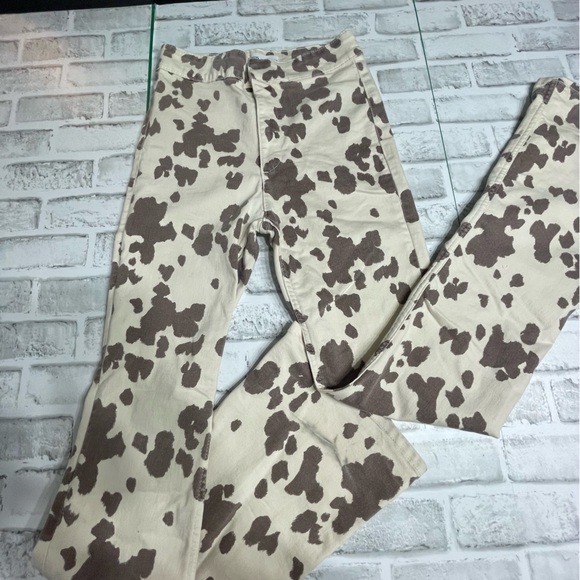Zara Denim - Zara Cow Print High-Rise Jeans Pants. Flared bootcut. Size 6. Stained hems legs